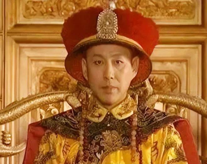 #康熙的治国能力比朱元璋强吗?#康熙的治国能力肯定比不过朱元璋。康熙曾经评价朱元
