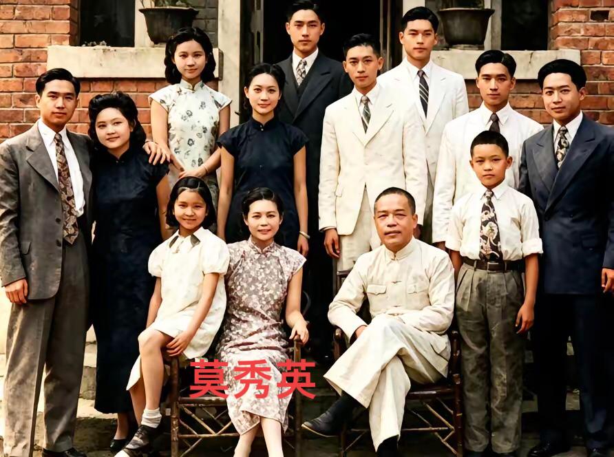 1919年，还在当连长的陈济棠，看戏时，发现戏子莫秀英身上有两处特别的地方，认为