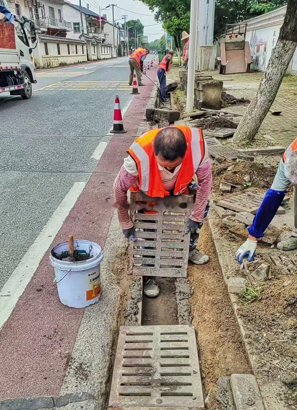 【英雄城交通•公路 | 南昌公路全力防御台风“巴威”  筑牢国省道防汛安全屏障】