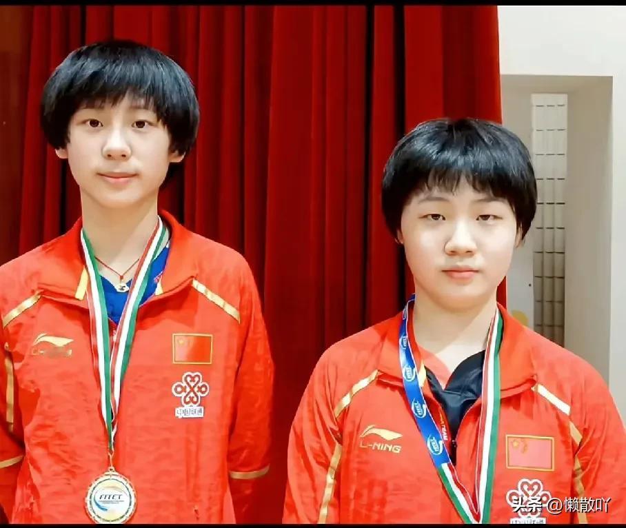 万万没想到！陈熠和蒯曼是一起长大的
国乒每个年龄段都有自己的双子星
蒯曼和陈熠就