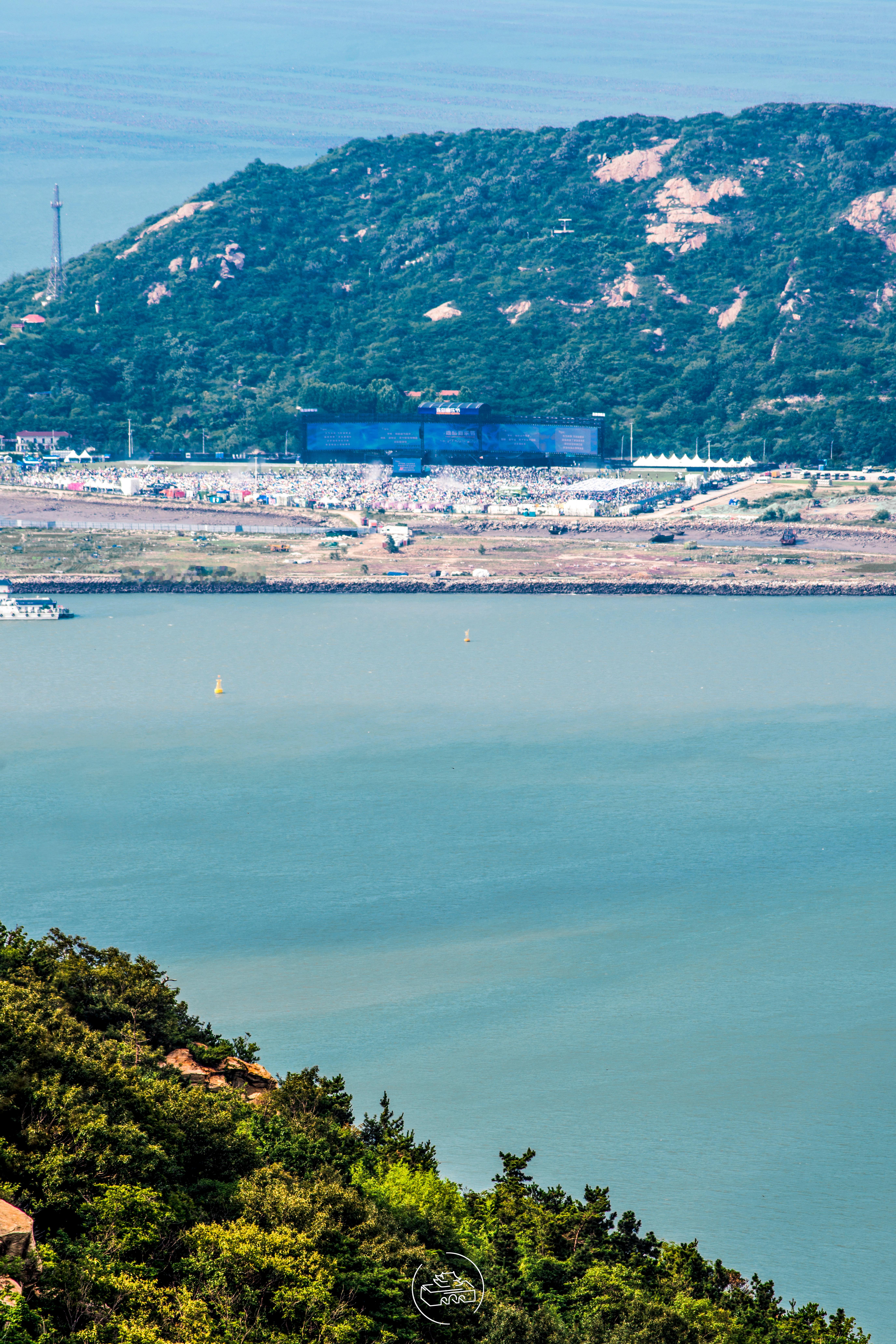 云层漫过后云台山，「山海连云」便有了具体的模样。 