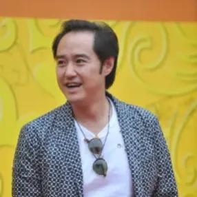 #你有看过冯雷饰演的哪些电视剧?#冯雷是个戏路很宽的演员，他可以演好人，也可以演