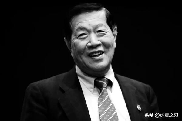 又一代传奇落幕，他用科学和严谨定义了刑事鉴识的尊严，他叫李昌钰。
网友：差点看成