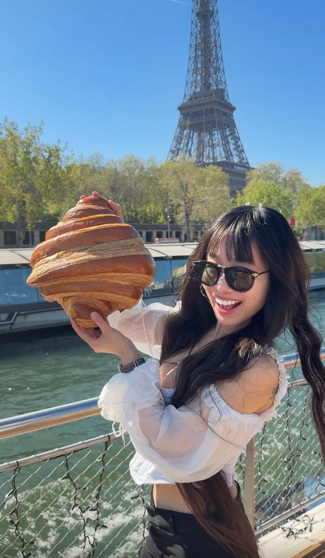 适合哈兰德的牛角包🥐 