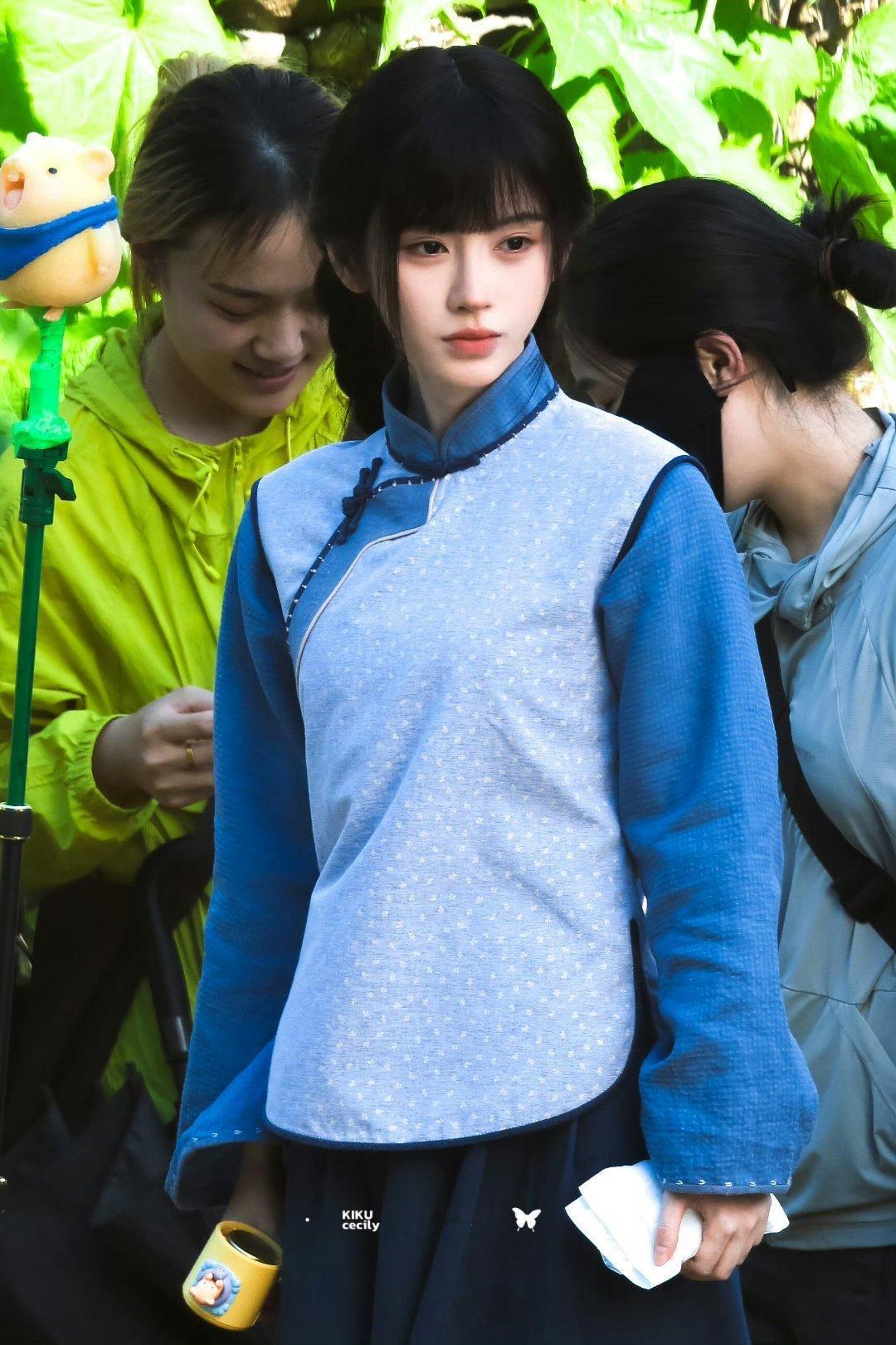 jjy鞠婧祎姜黎非 jjy鞠婧祎千香  每一次心动的原因，全部都是因为你 U・・
