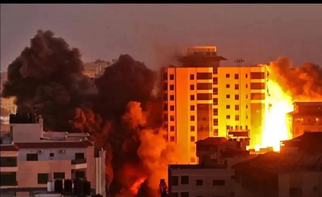 太恐怖了！巴基斯坦发生重大袭击事件，伤亡超百人！巴总理正在中国访问

杭州会议中