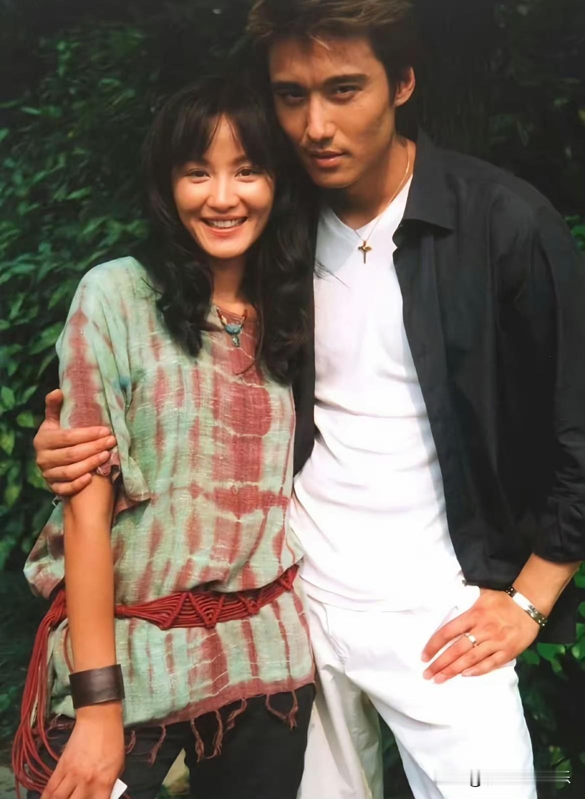 原来瞿颖已经结婚了，难怪和胡兵没戏，瞿颖和胡兵本来约定到了五十岁你未婚我未嫁就在