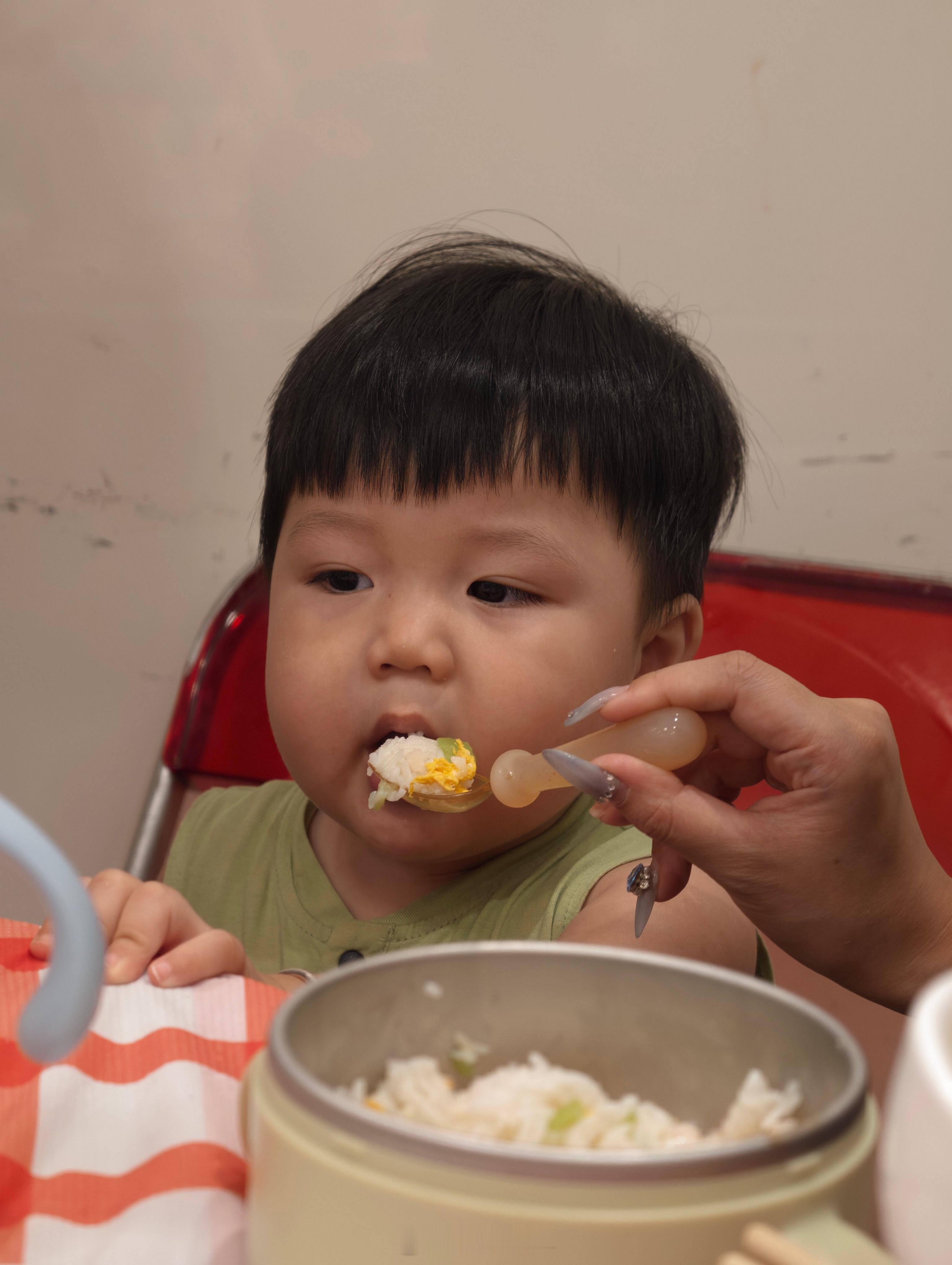 在澳门吃点有锅气的大排档[馋嘴][馋嘴]   明星推荐鹅肠很爽很脆，鱼也很好吃 