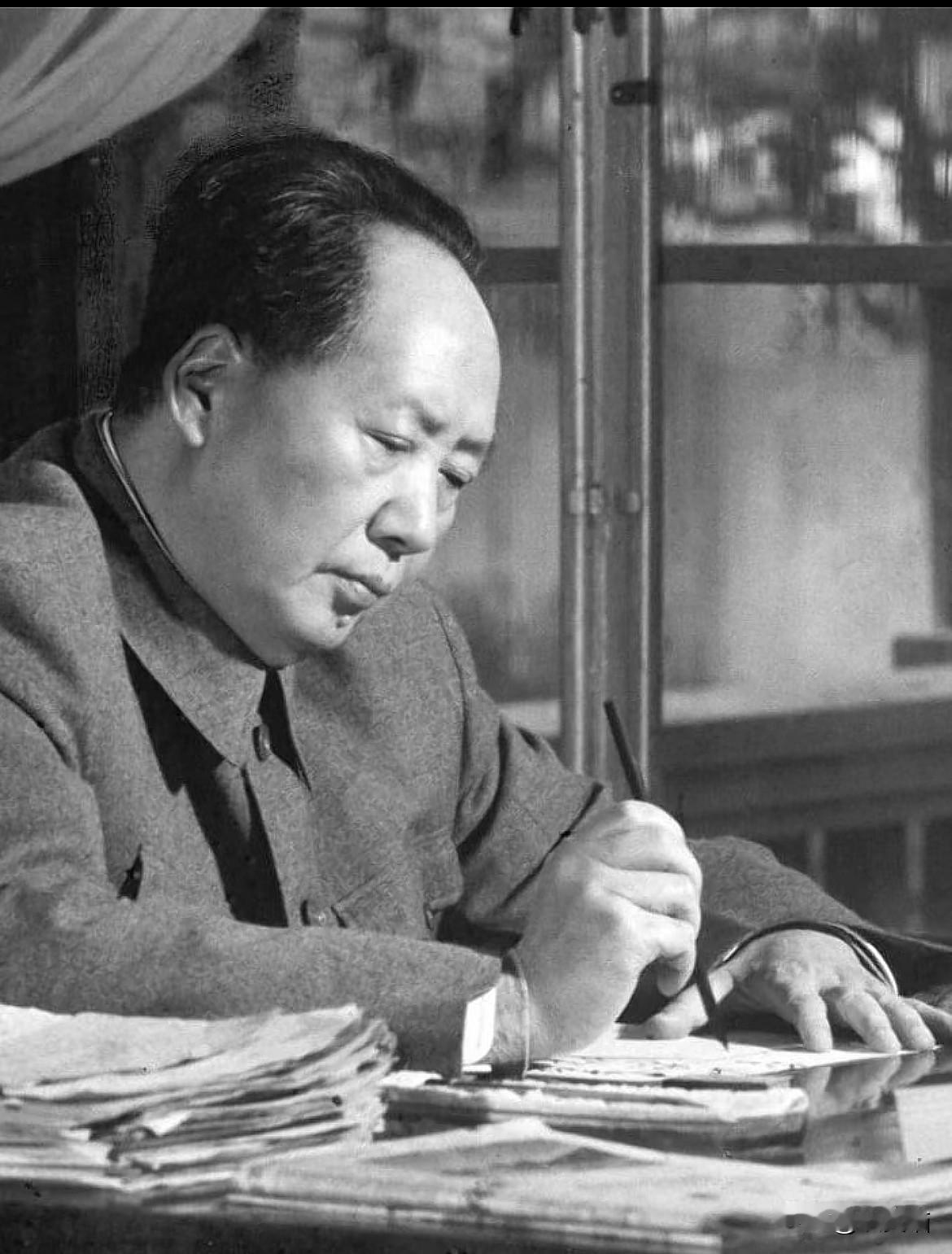 百年之内被同一个民族屡次欺负，
这要是真成了现实，
别说台湾回归了， 民族复兴都