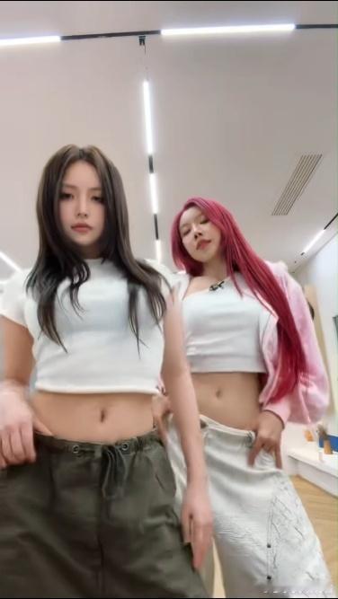 安崎庄法版troublemaker安崎庄法troublemaker双人舞 不愧是