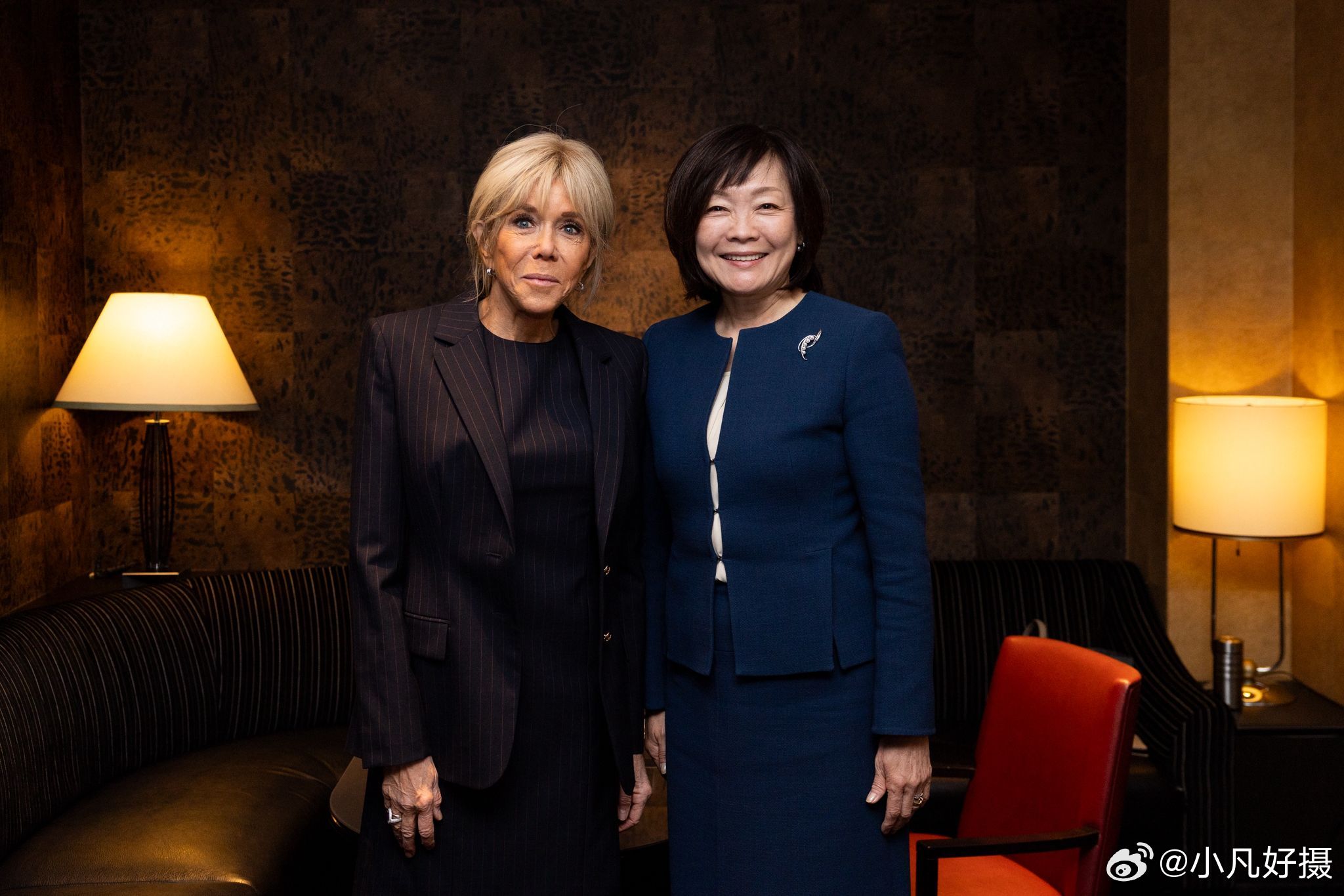 臭名昭著的母鬼子安倍昭恵🤡：“我与第一夫人布丽吉特·马克龙时隔多年再次见面，我