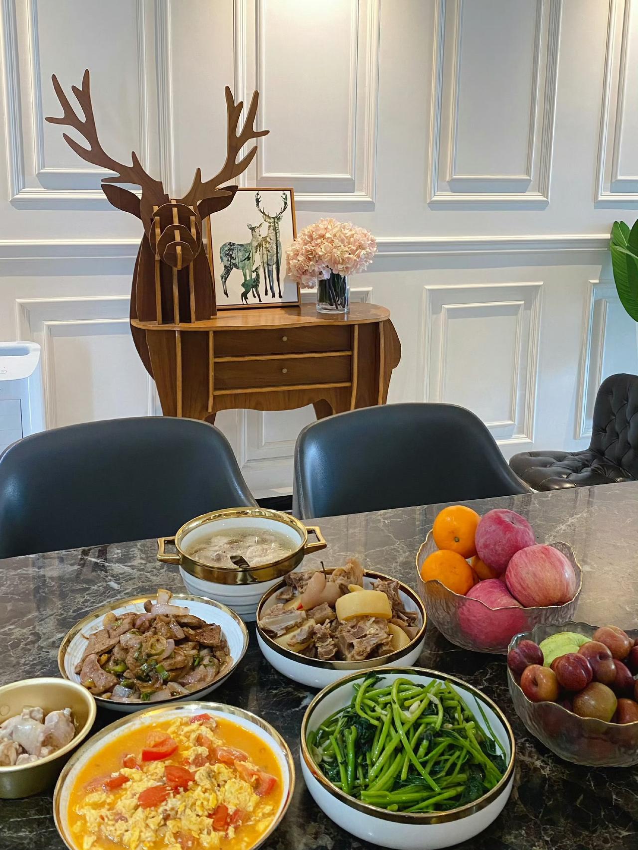 不要被廉价的言语所感动，毕竟说话不需要成本。