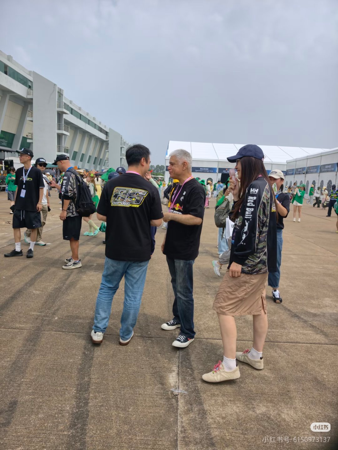 魏总又来看了 