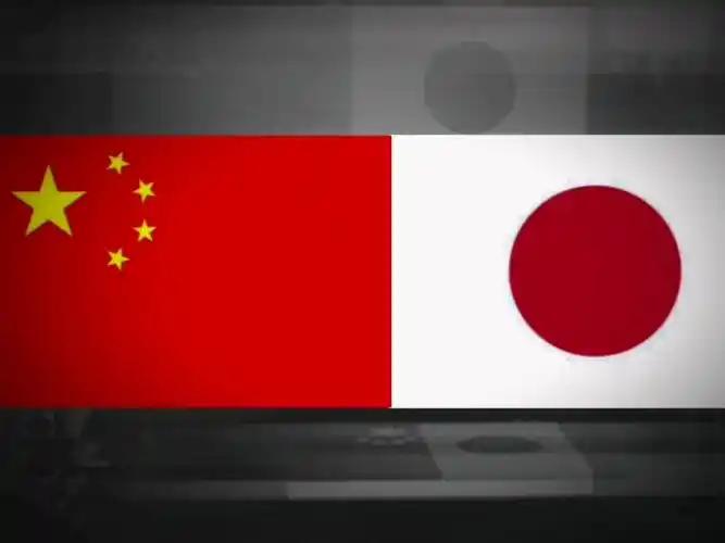 中日双方如果真撕破脸，那 日本 的第一枪，或许不会打在北京上海，甚至也不会打咱们
