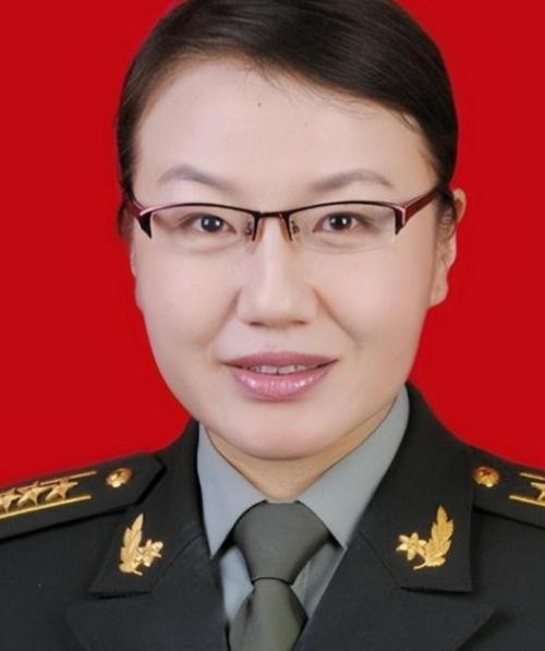 从被怀疑有"内鬼"到真相震惊全球：一个中国女军事专家如何用公开数据精准推演美军航