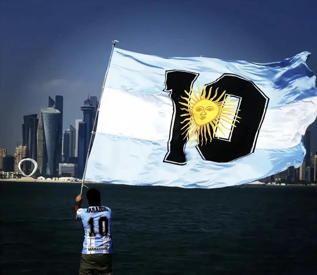 “请再次振动那颗不服输的心脏，让潘帕斯雄鹰在美加墨的天空翱翔”阿根廷潘帕斯雄鹰美