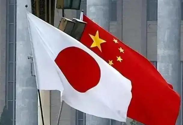 中日矛盾激化，如果中日开战，估计除了俄罗斯、朝鲜外，全世界各国都会暗自叫好，为什