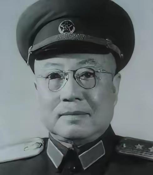 1946年，全国正在推行复员政策，抗战时期的老兵陆续脱下军装回到家乡。晋察冀军区