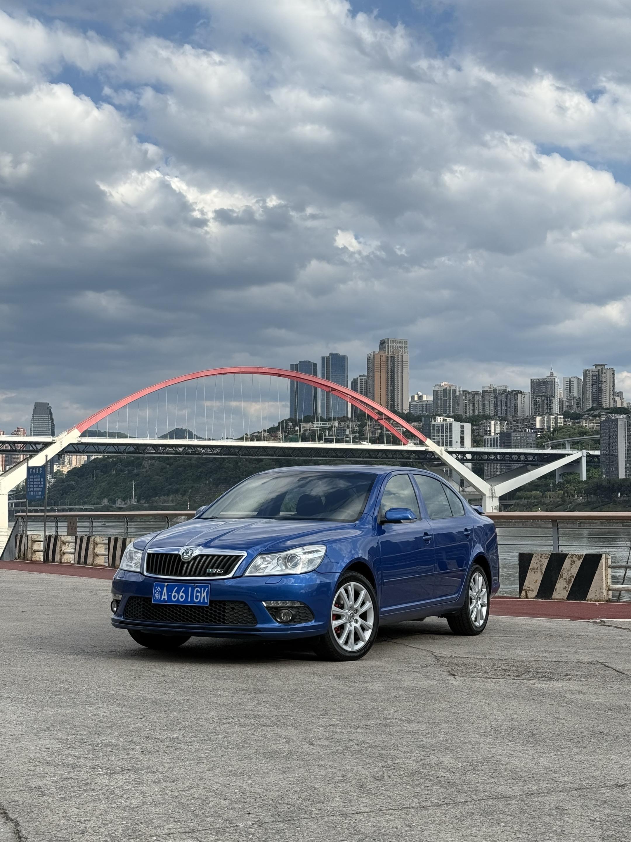 被遗忘了的性能钢炮。斯科达 明锐 RS