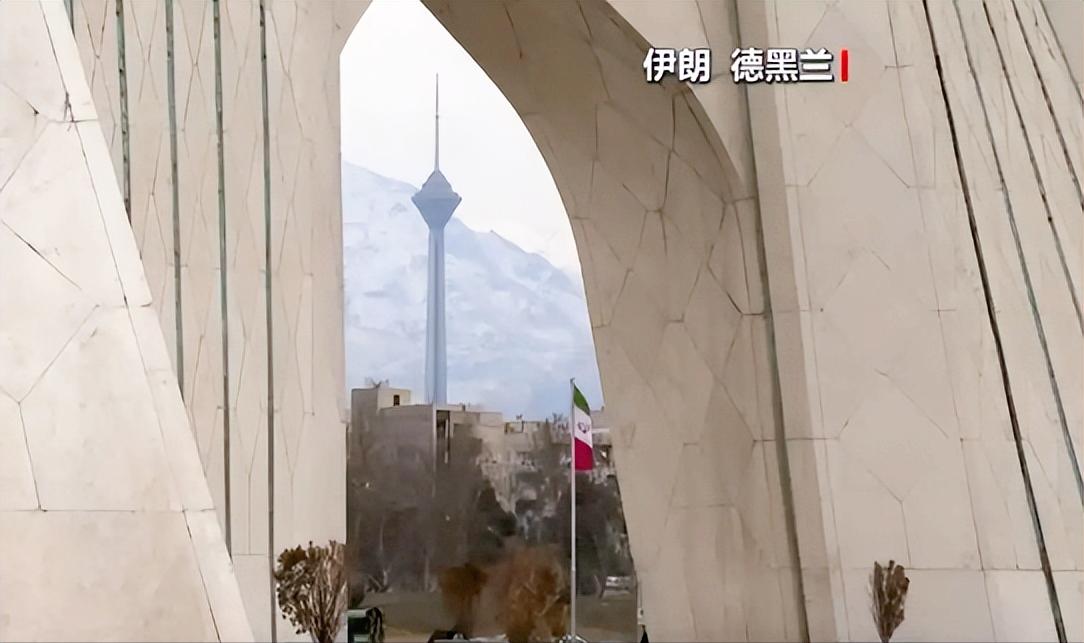 伊朗接连爆大事！多地骚乱刚搞出人命，8名安全人员被暴徒打死，那边又直接抓了个以色