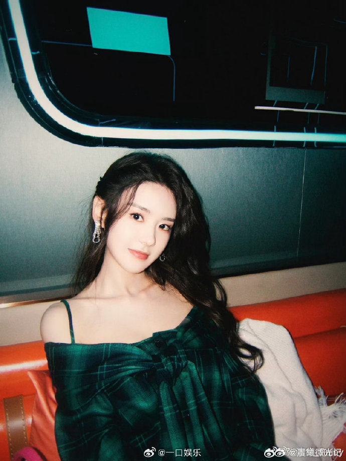 张沐兮正面回应蹭顶流同学流量张沐兮正面回应蹭顶流同学流量的话题也太有看点了🤣面