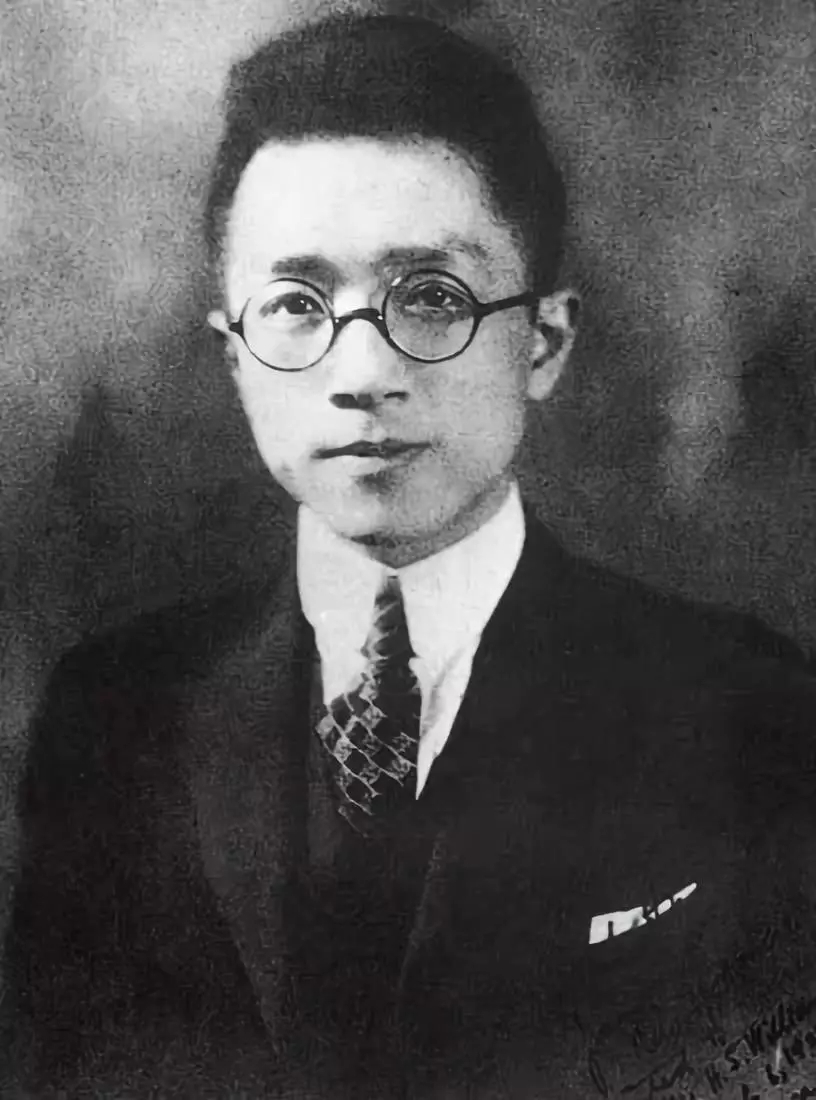 说一个有意思的发现，我研究过文学，但是胡适研究的并不深，不如我对鲁迅，尤其是对李