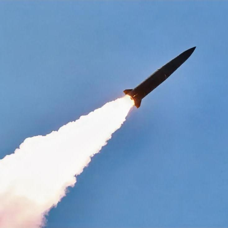 一边中东传出和谈消息，
一边朝鲜接连两天有动作，时间点巧合得让人忍不住多想。
 