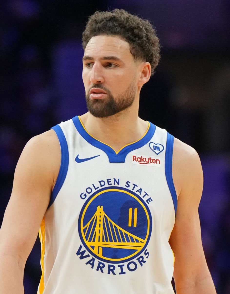 今天，球队主帅科尔作客湾区节目《Willard & Dibs》。期间，科尔谈到了