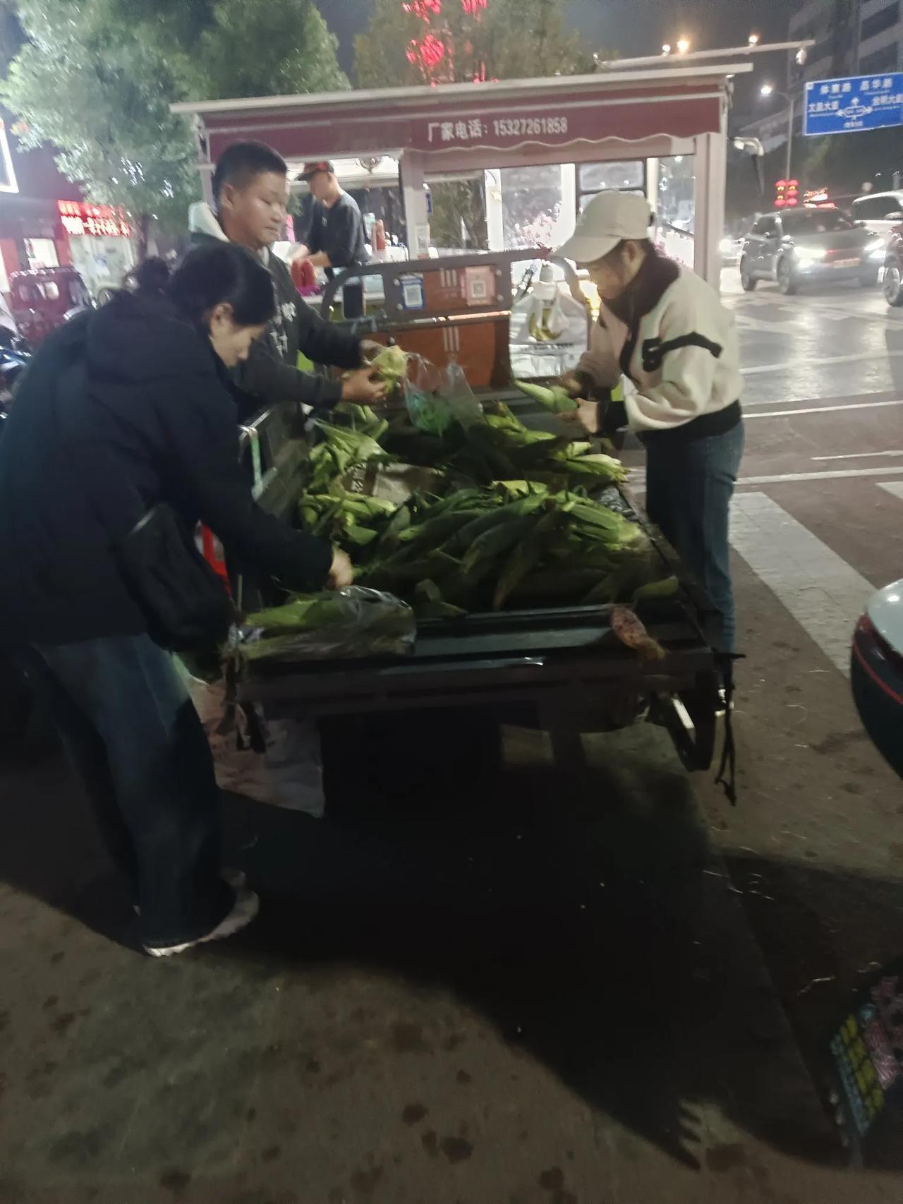 冬日生活记录这年头做点小生意真不容易，为了生活豁出去了。上周末去鄂州华容某超市买