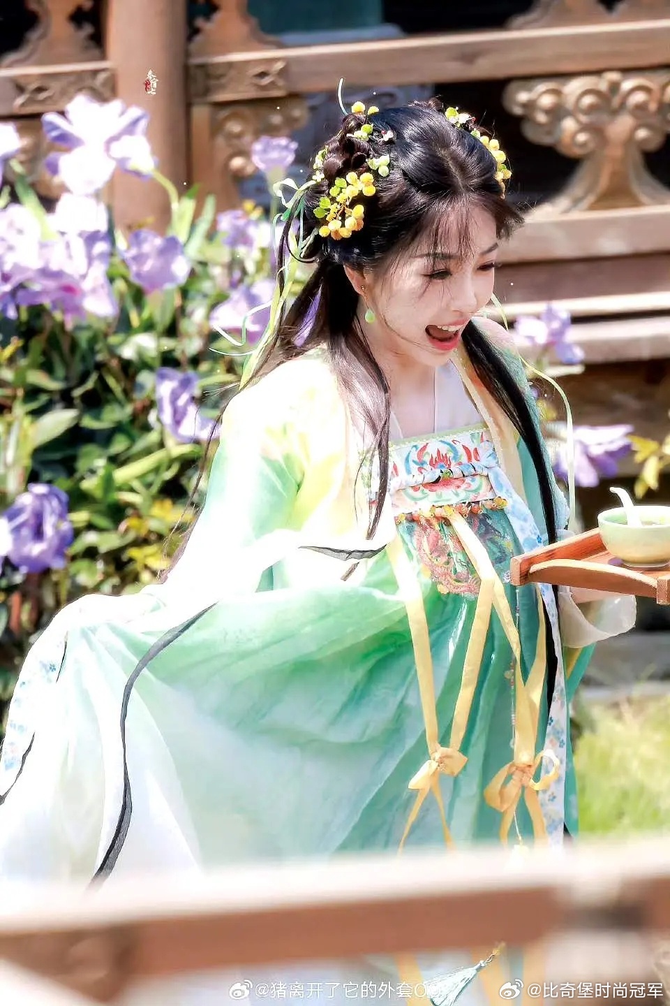 再看虞书欣和丁禹兮还是很配！ 