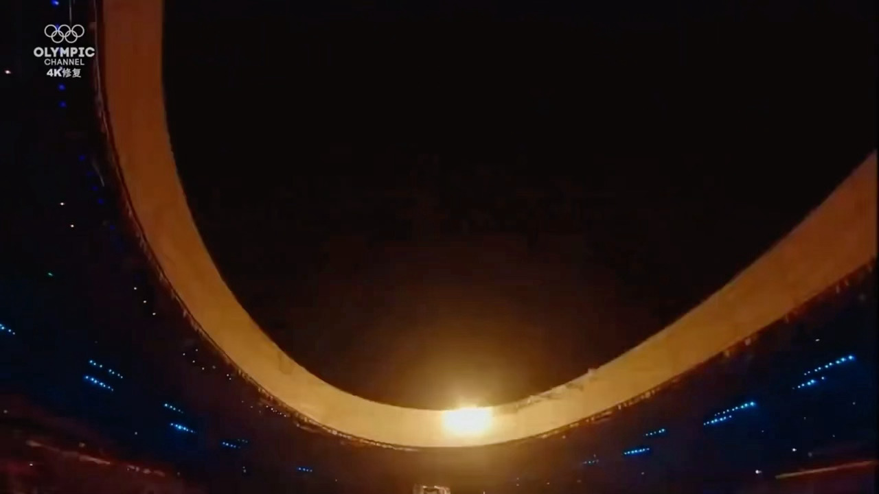 开幕还得看张艺谋张艺谋导演又一次用“开幕”点亮了所有人的目光。从2008年夏奥会