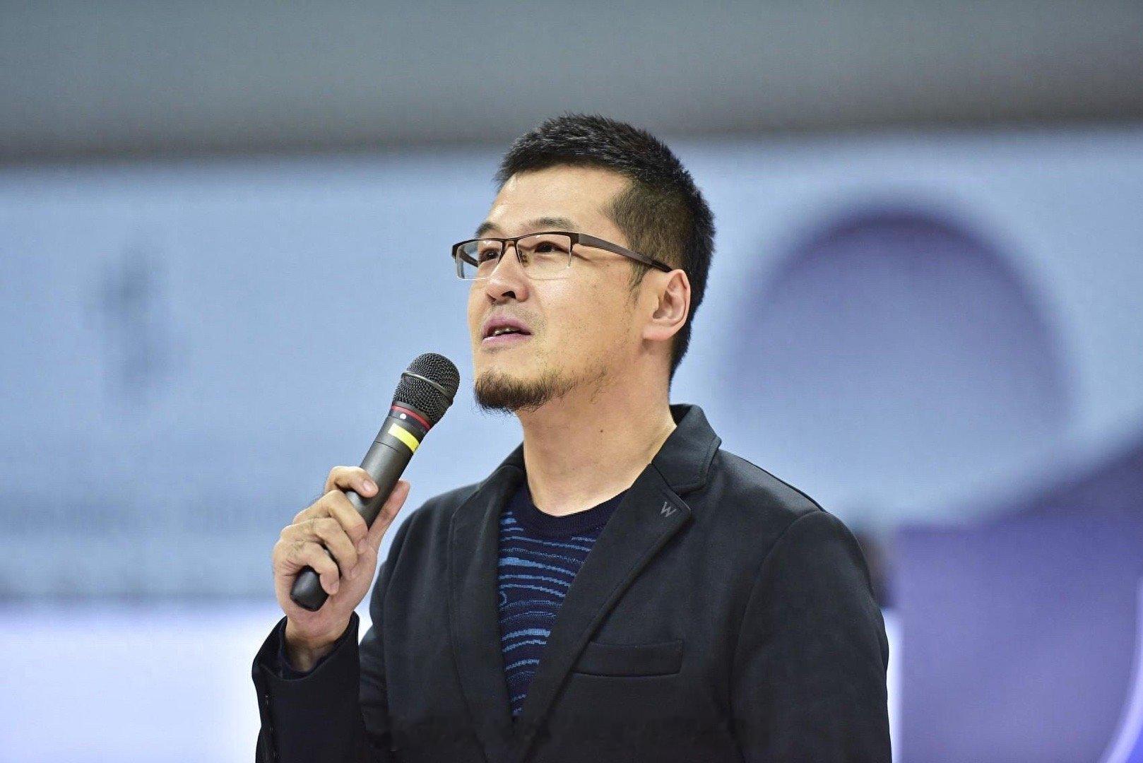 体育评论员杨毅点评CBA联赛的制度：现在很多东西是不可逆的，当初模仿NBA已经将