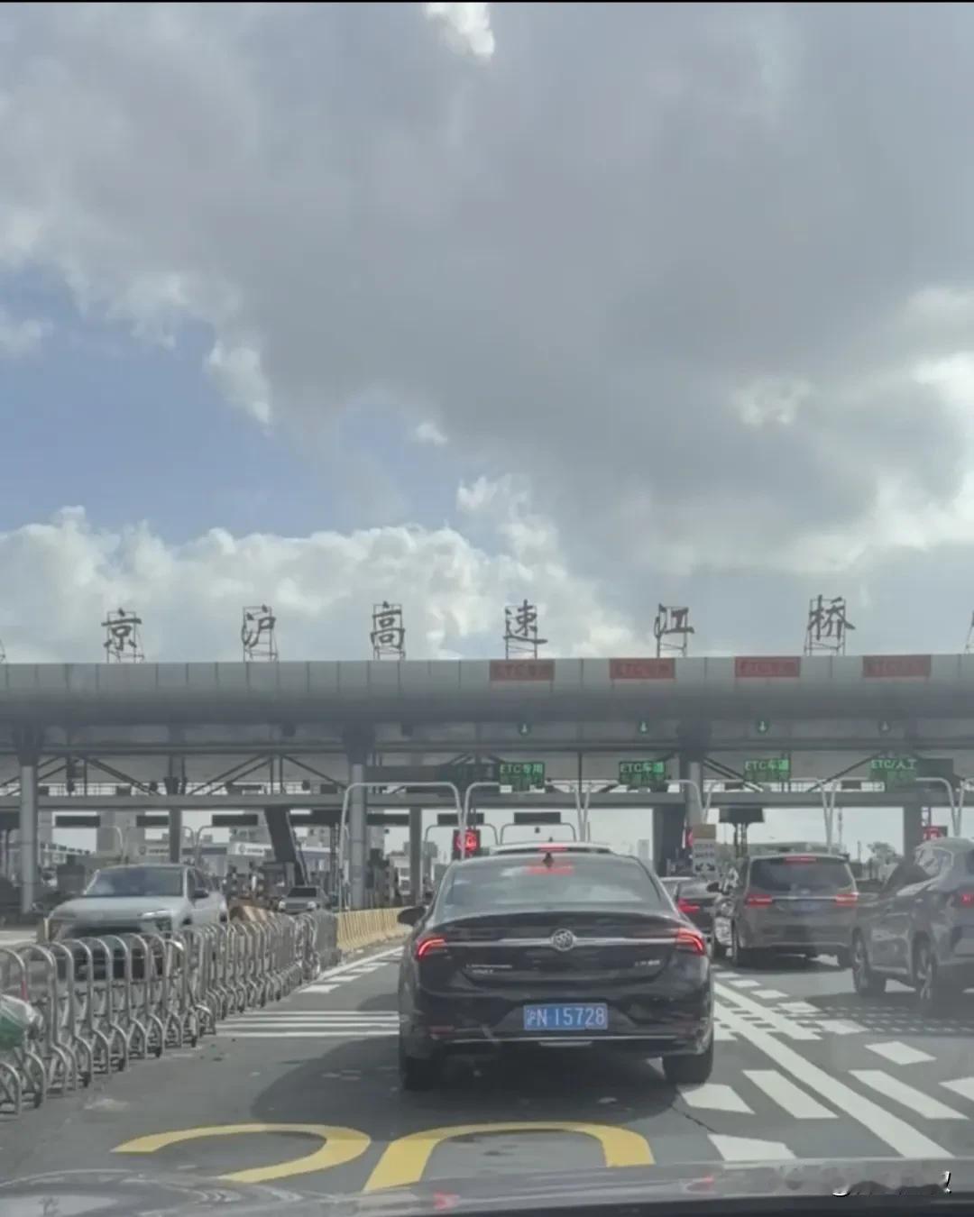 马未都说：“认真对待每件小事，是成功的基本素质。”