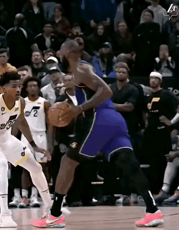 这是一个奥拉朱旺都教不会的学生。
一个花钱去跟奥拉朱旺学习梦幻脚步，最后却被退费