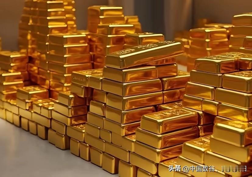 明年黄金可能继续涨高突破5000美元每盎司

截止2025年12月22日国际现货