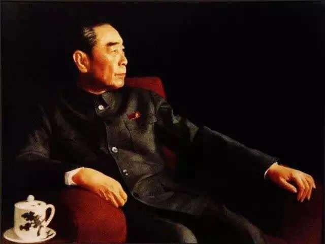 周恩来唯一的“儿子”，直到总理去世才被世人所知，令人瞠目的是，二人一生仅见过一面