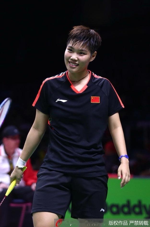 黄东萍搭档欧烜屹征战全运会混双项目比赛，没想到两人这么快遇上港队的邓俊文/谢影雪