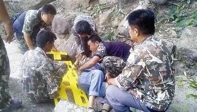 【王暖暖泰国坠崖案时间线】9月26日，南京市秦淮区人民法院开庭审理王暖暖的离婚诉