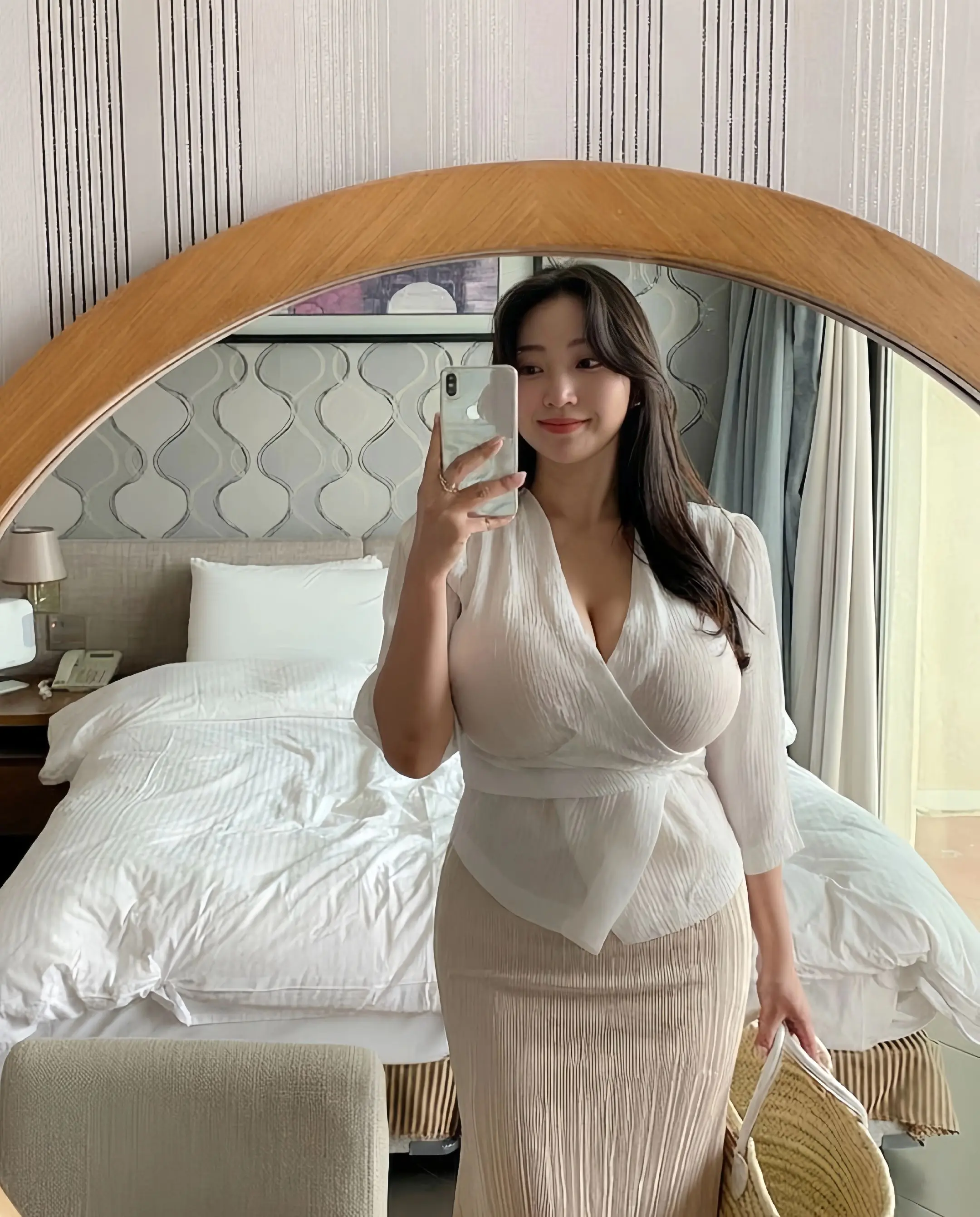 辣妹穿搭大赏 创作者中心 ins风白裙 法式高智感穿搭 极简微胖穿搭
