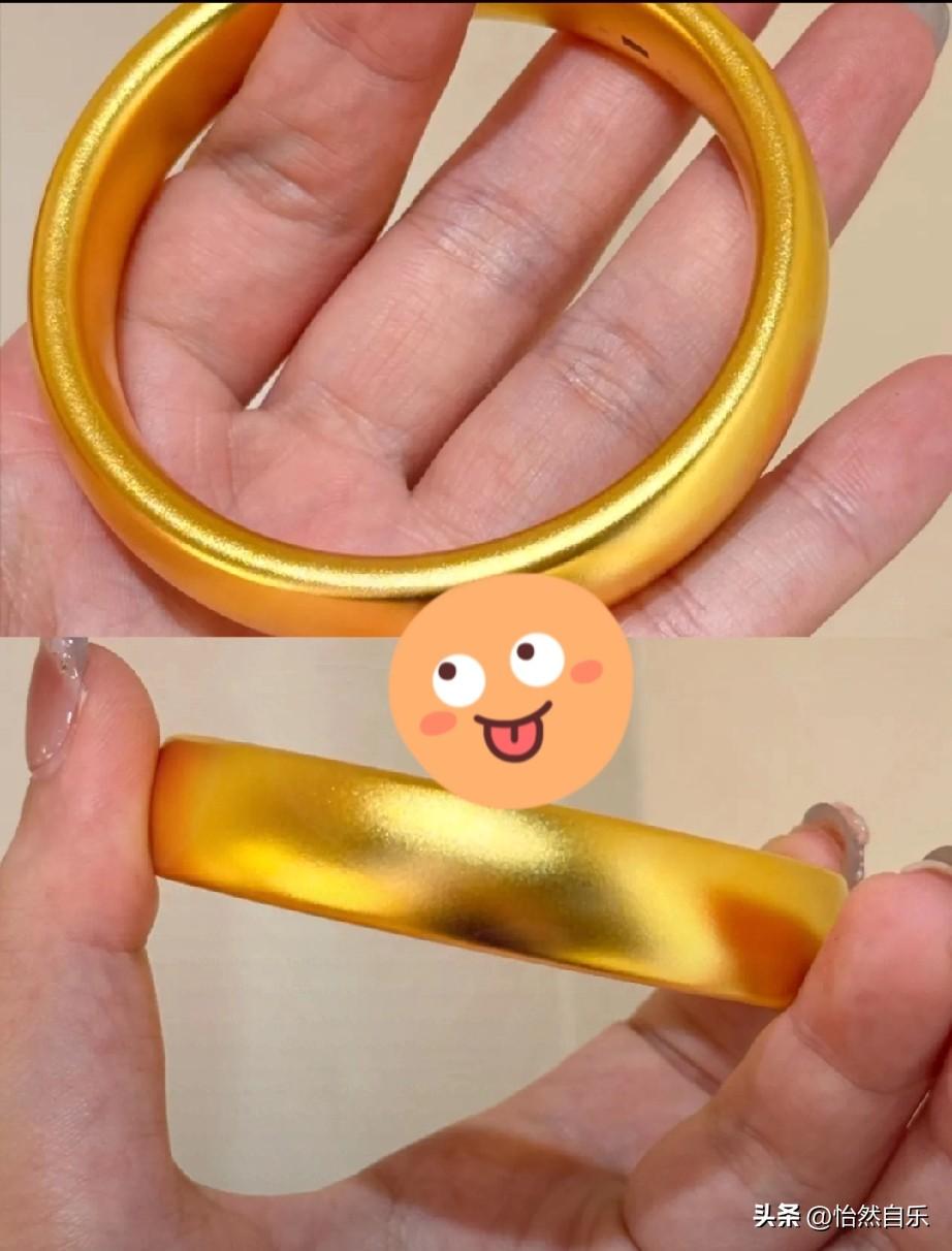 最近黄金跌得厉害，对咱们普通人来说，影响挺实在的 。
 
先说说买金饰的，比如准