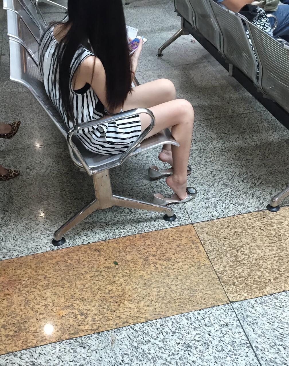 理性讨论，2026年了还用这么老的手机，真不嫌丢人？ ​​​