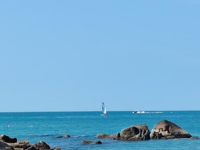 海南封关不是“躺赢局”，普通人的红利藏在“接地气”的小事里[太阳]

海南封关这
