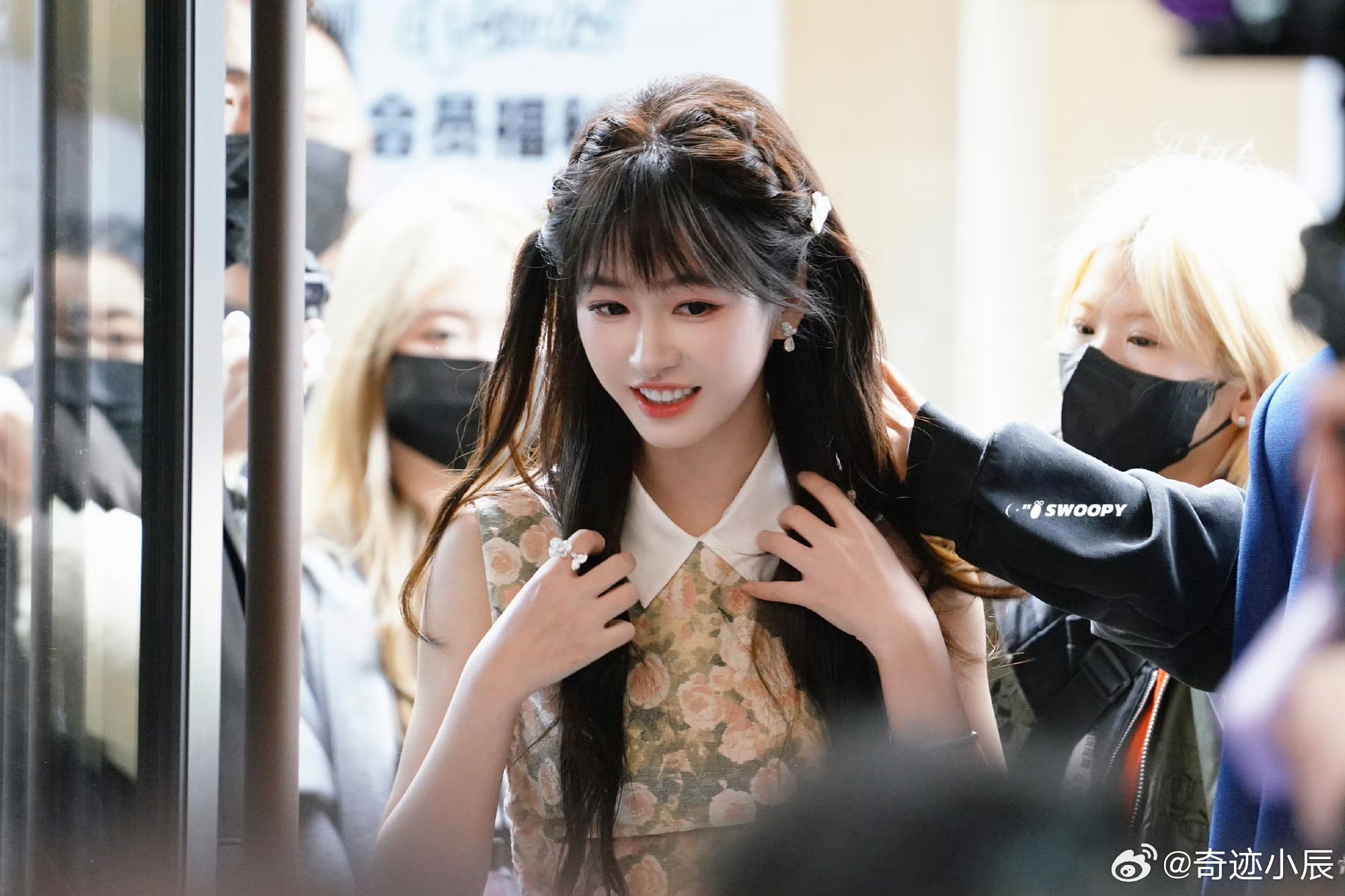 白日提灯线下够我脑补一集了 高鹤元杨肸子线下互动像演番外！新人CP饭撒绝了，OF