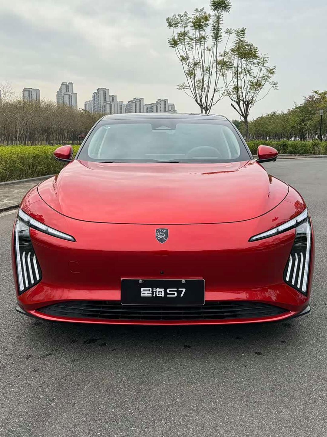 把公司的椅子换成云锦座椅好吗？好的
东风风行星海S7升级环抱式护脊座椅
高侧翼的