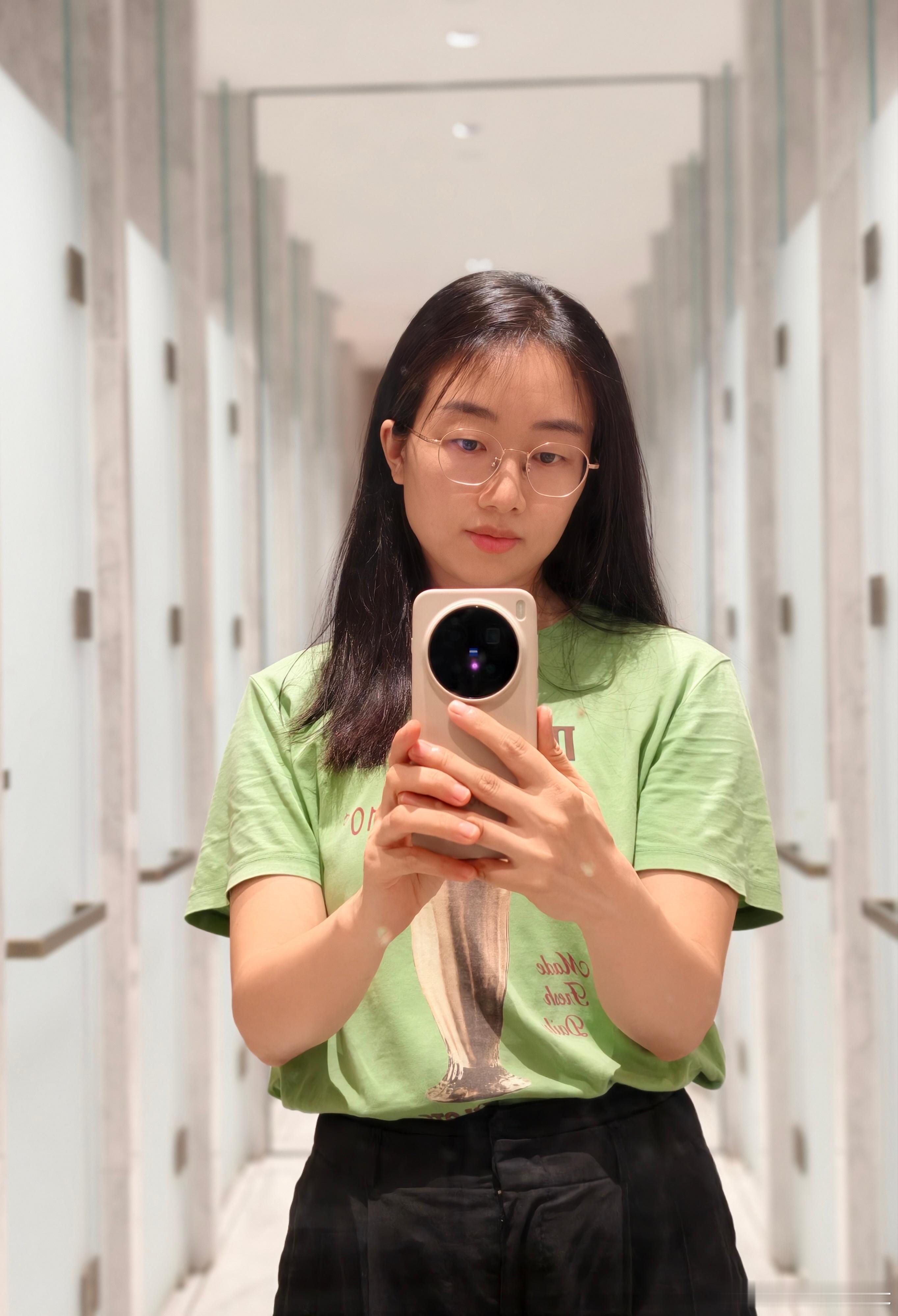 上次谁说蒜苗妻管严来着，从哪儿看出来的？ ​​​
