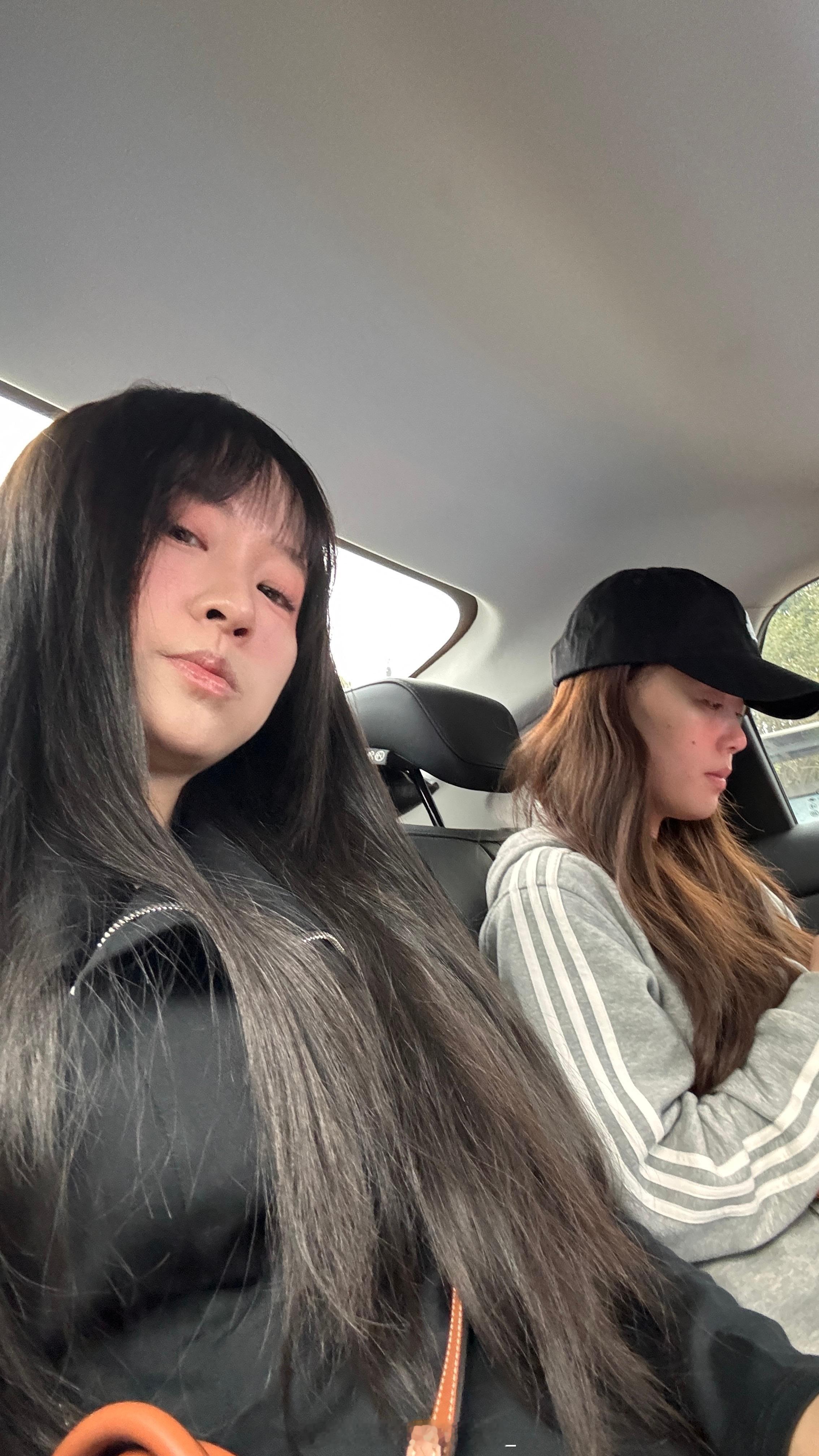 李琰说返校日是绝对不会化妆的我赞同 我以前周日回学校那天也是绝对不会化妆校园创作