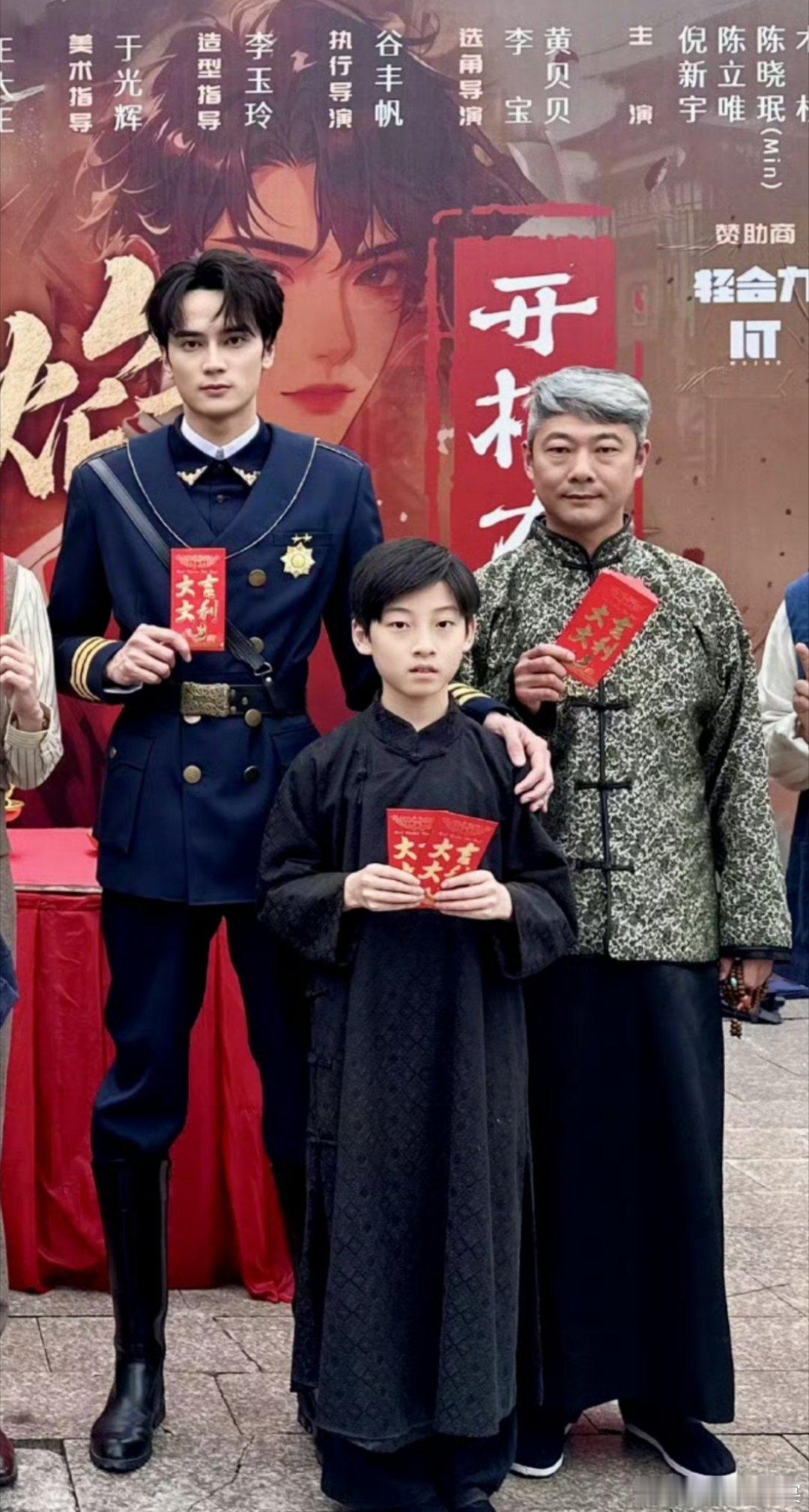 短剧双生焰这能是一个人？ ​​​