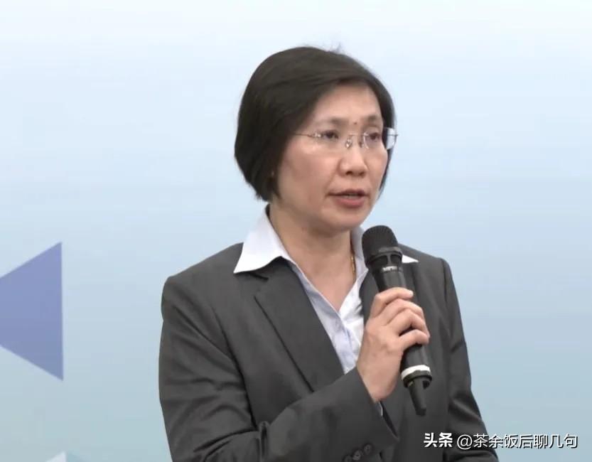 徐欣莹赢得初选，但和陈见贤的矛盾并不好化解。她给陈见贤多次联系人家不回，个人觉得