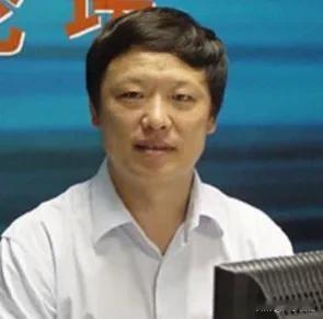 胡锡进最新发文：不建议向美国或者其他发达国家移民。
胡锡进的理由是：
1、虽然有