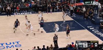 快船变阵

北京时间5月2日NBA季后赛继续进行，快船与掘金系列赛第6场，在大比